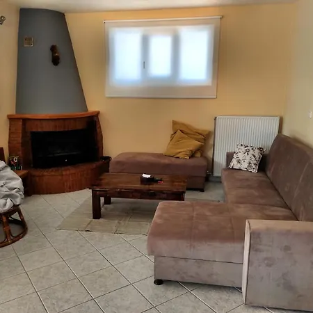 Polytimi House بيت للعطل *