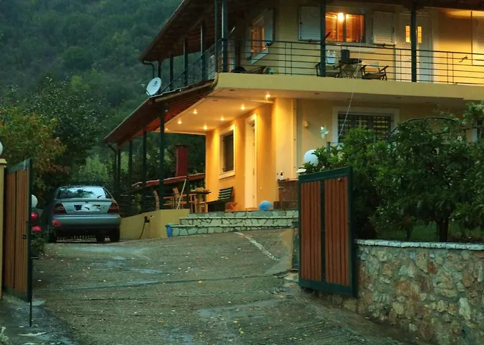 Polytimi House بيت للعطل